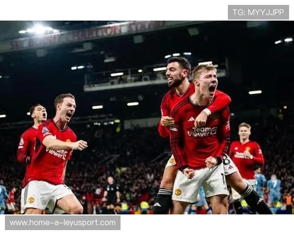 加纳乔替补出场完成双响